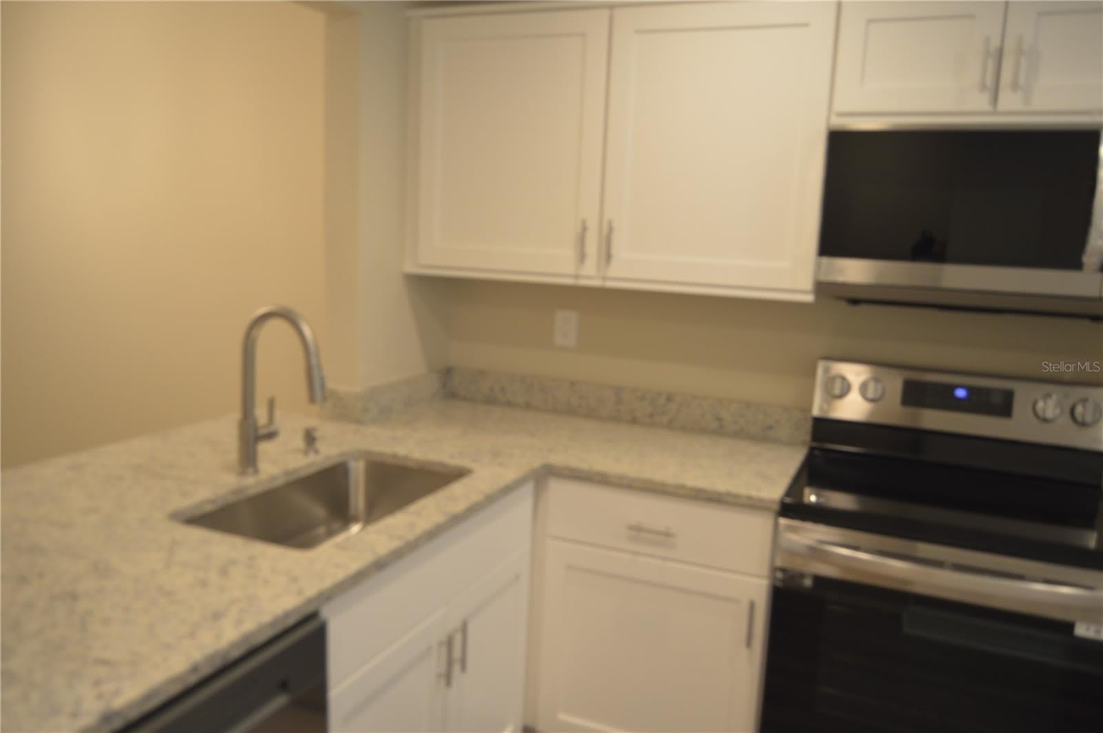 2849 STILLWELL Court – photo 3