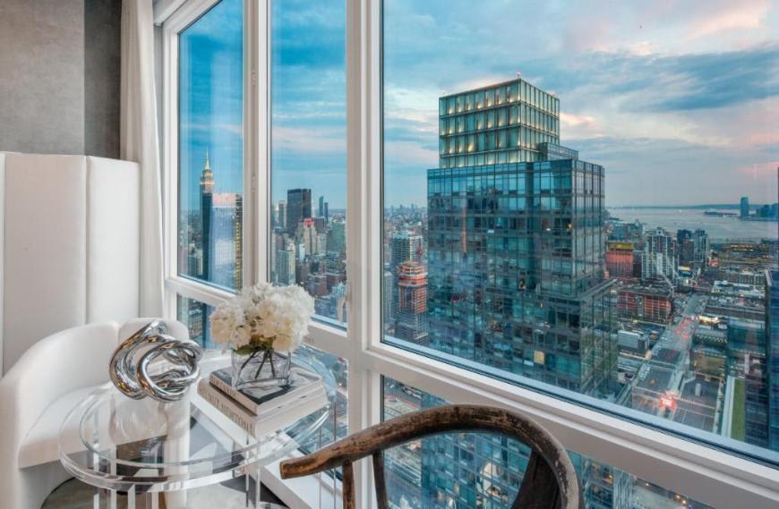 605 West 42nd Street – photo 2