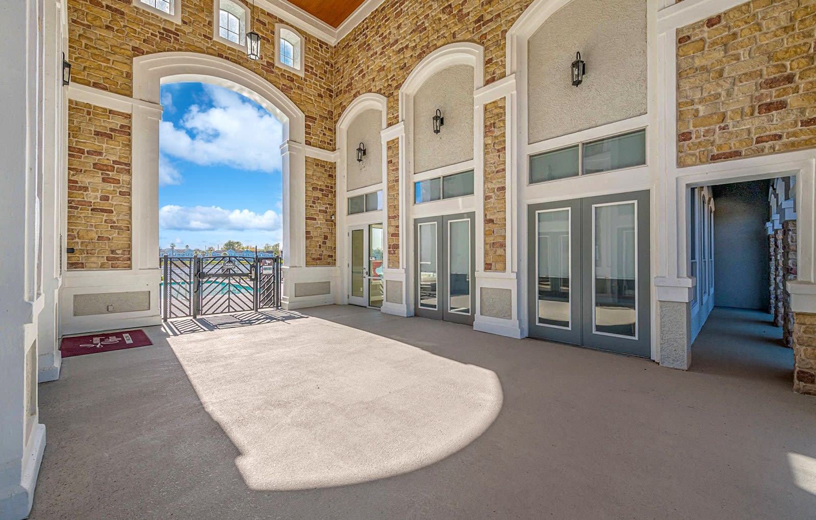 Lakeside Pointe Apartments Townhomes – photo 3