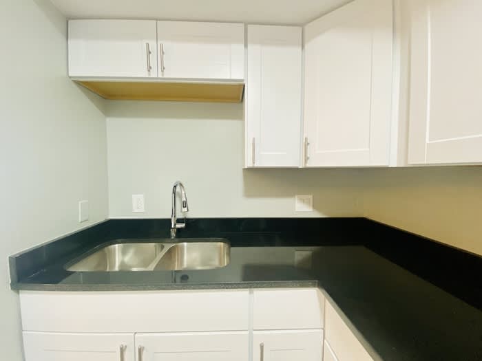 337 South Railroad Avenue – photo 4