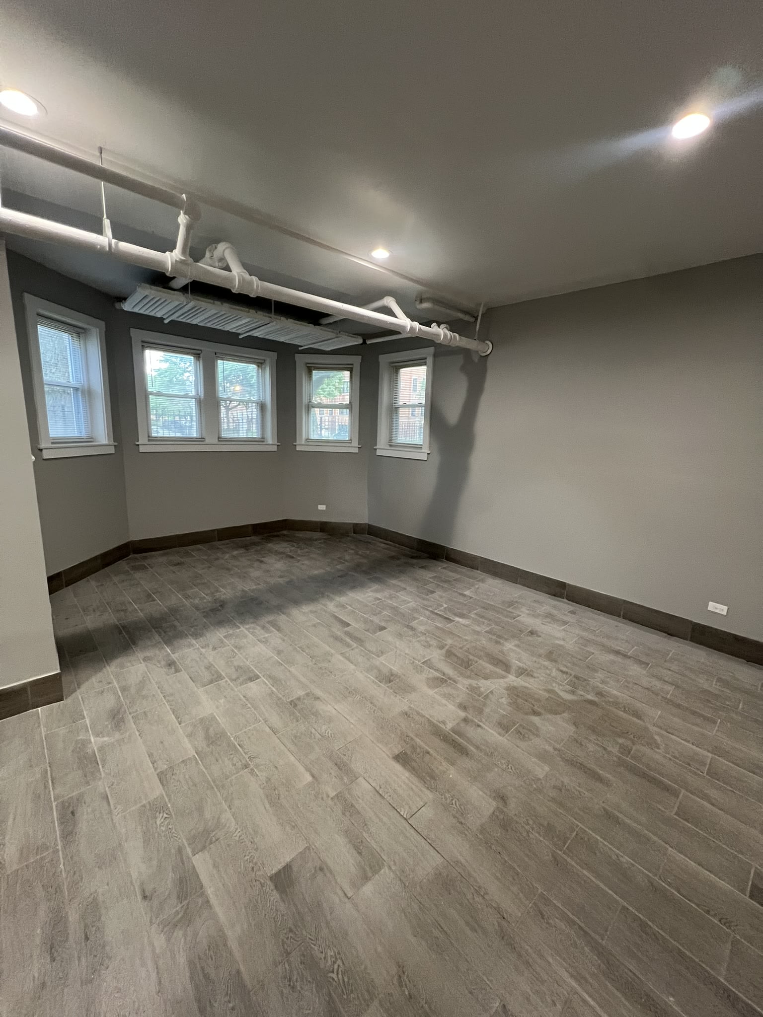 654 E 81st St – photo 4