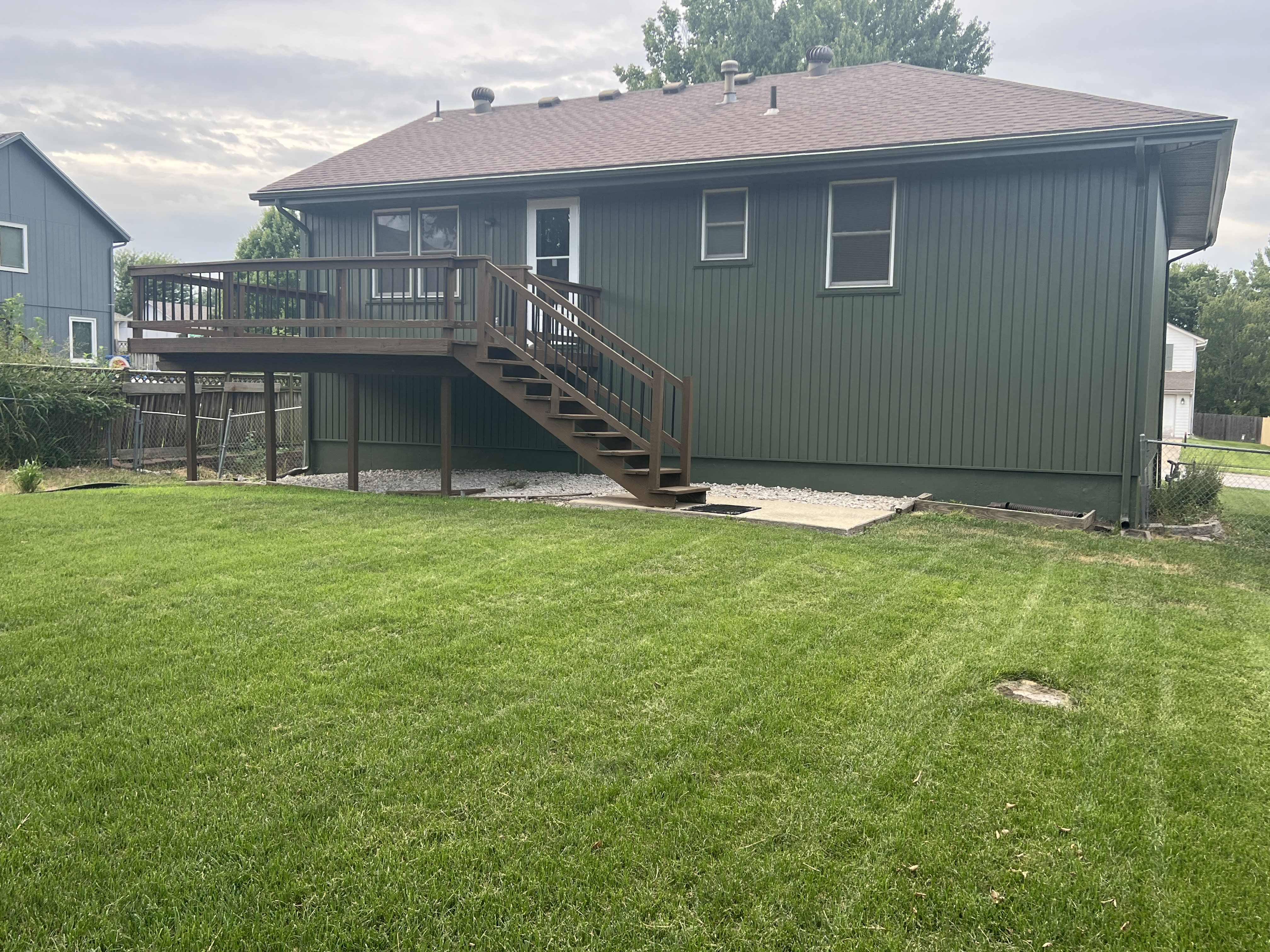 1701 Ne Patterson Dr – photo 4