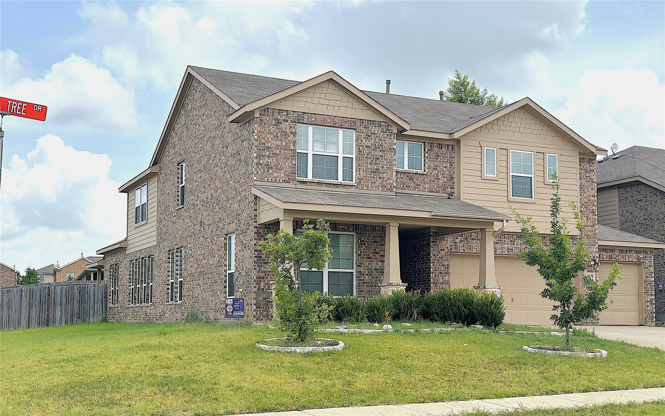 9470 Smoke Tree Drive – photo 2