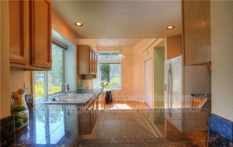 6109 83rd Ave W – photo 5