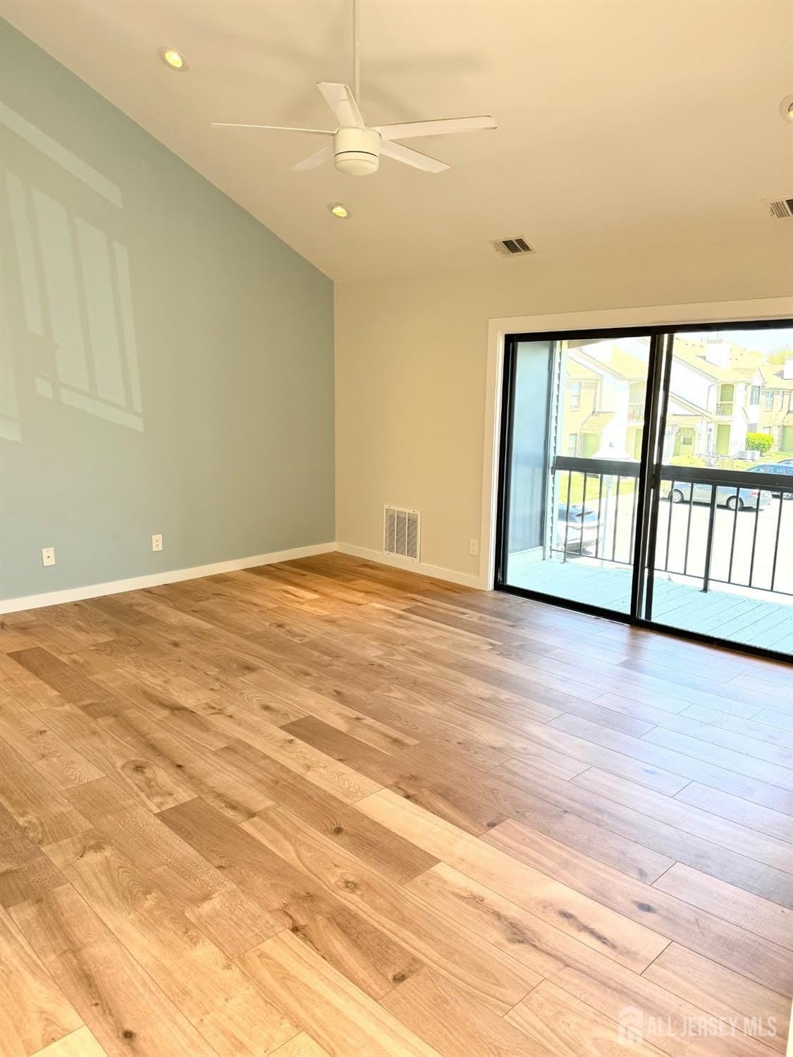1511 Pebble Place – photo 5