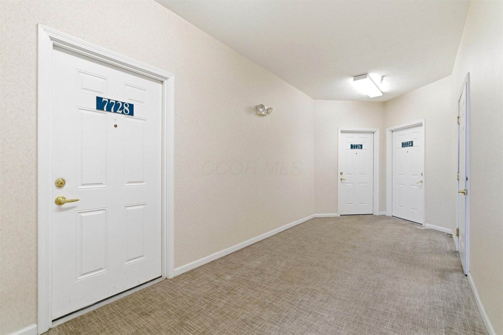 7728 South Essex Gate Drive – photo 4