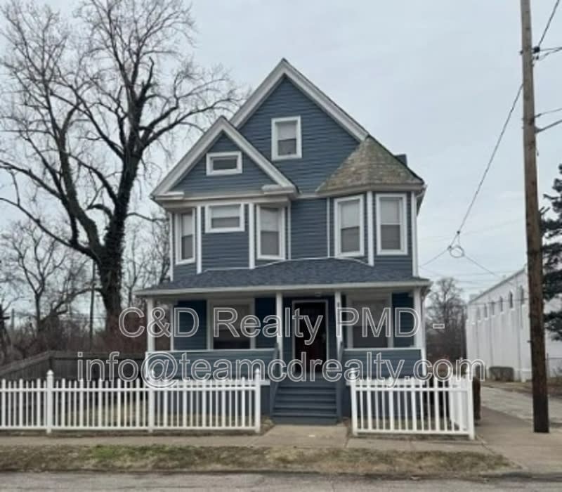 10749 Hull Avenue – photo 1