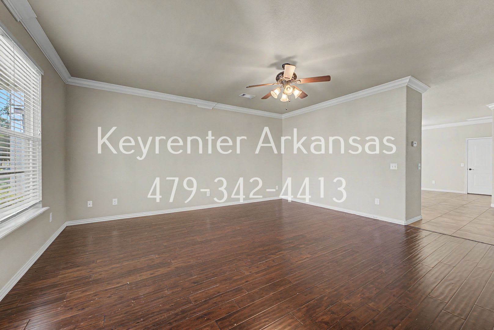 Stunning 3 Bed / 3 Bath Home – Move‑In Ready Now – photo 3