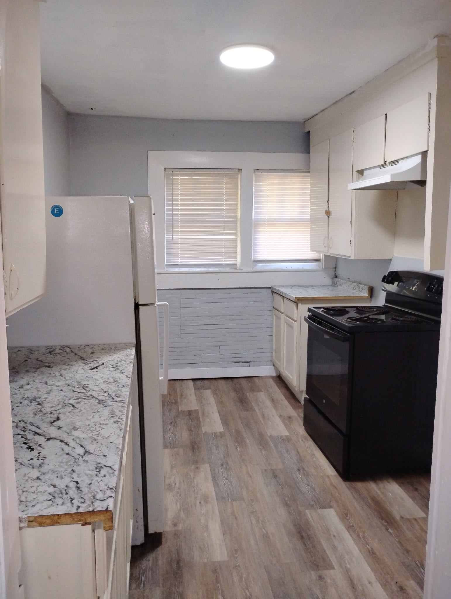 160 Airport Road – photo 2
