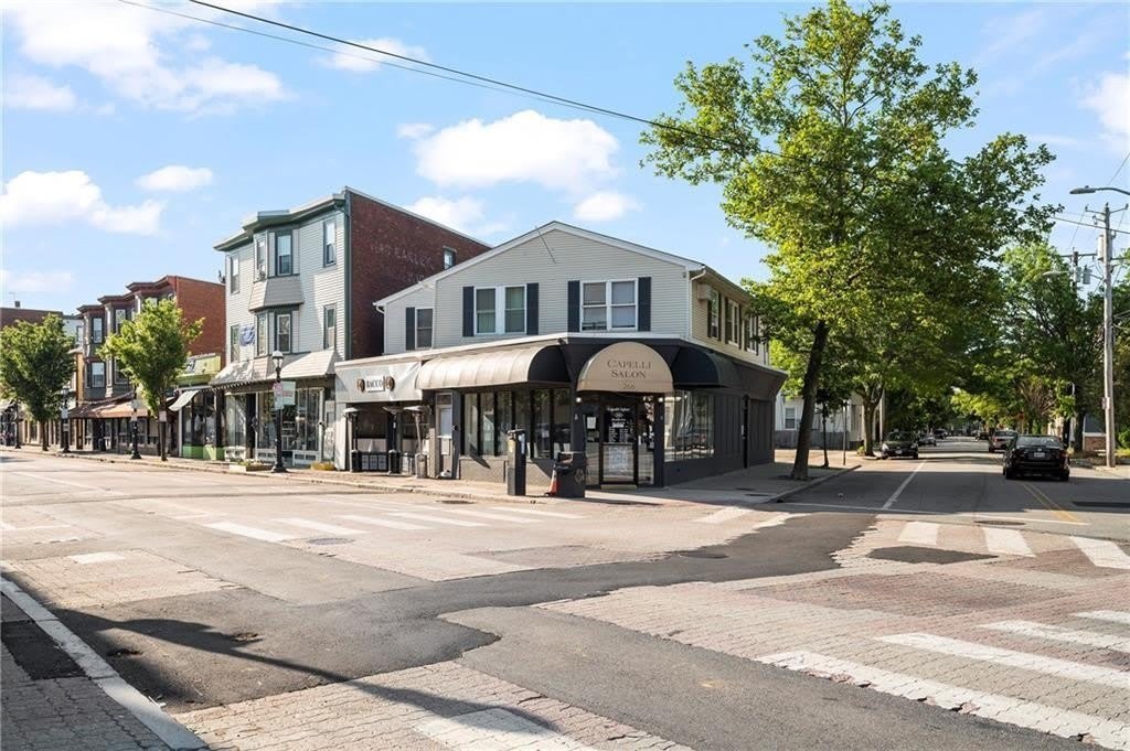 264 Atwells Avenue – photo 1