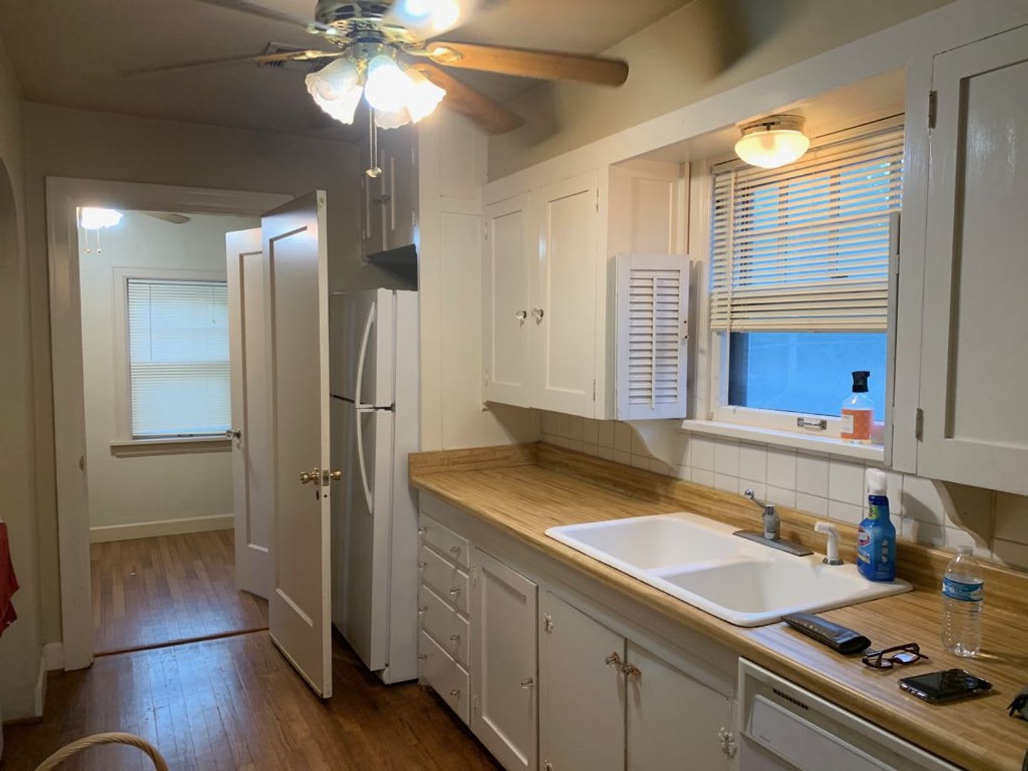 College Hill duplex for rent! – photo 2