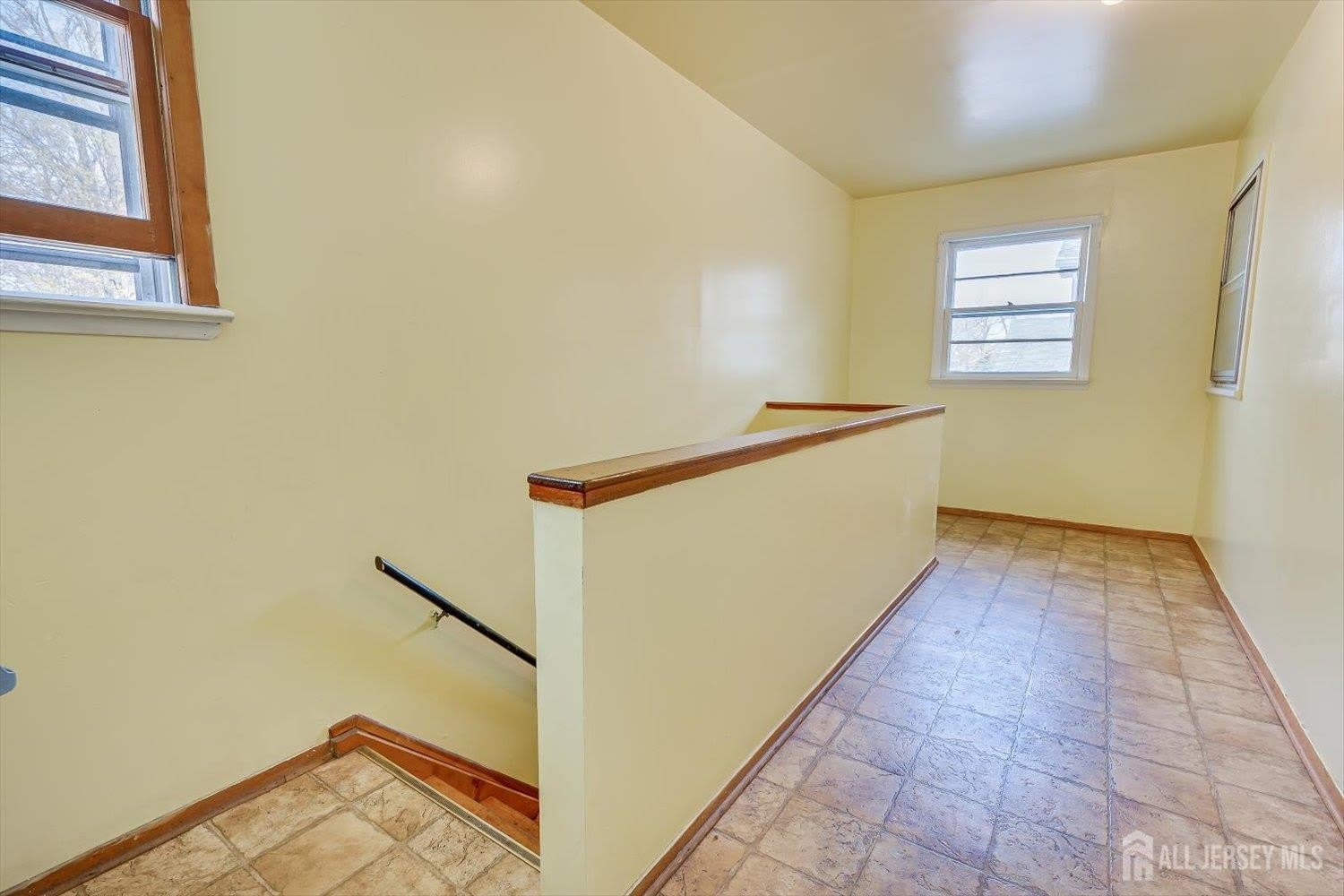 52 Johnson Avenue – photo 5