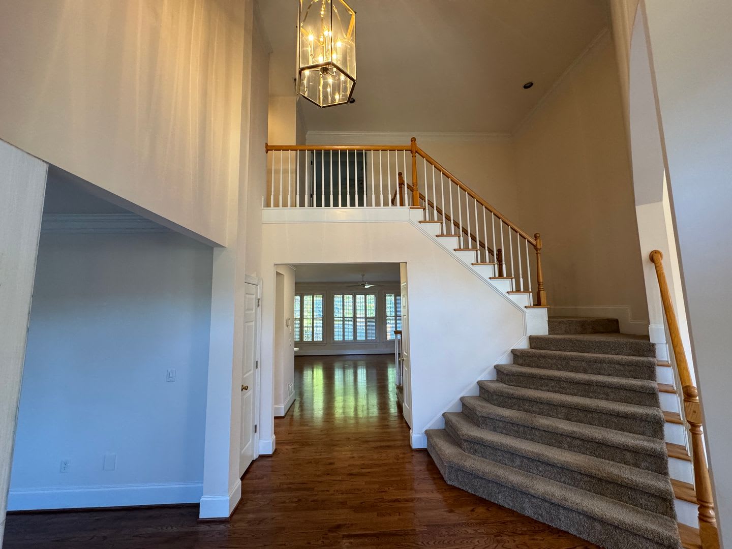 3281 Winthrop Cr. – photo 3