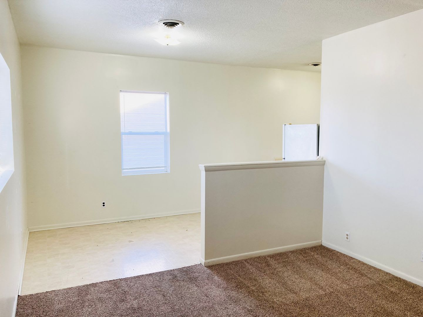 Affordable, Spacious 1 Bedroom Home – photo 3