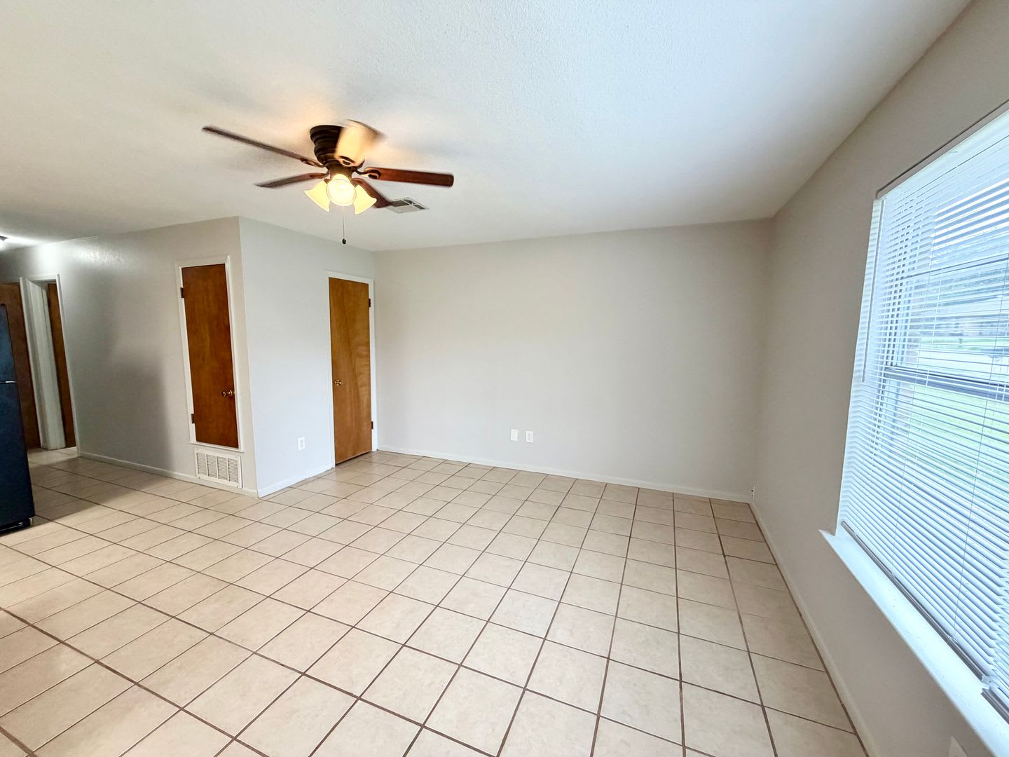 Move-In Special $500 Off 1st Month's Rent – photo 3