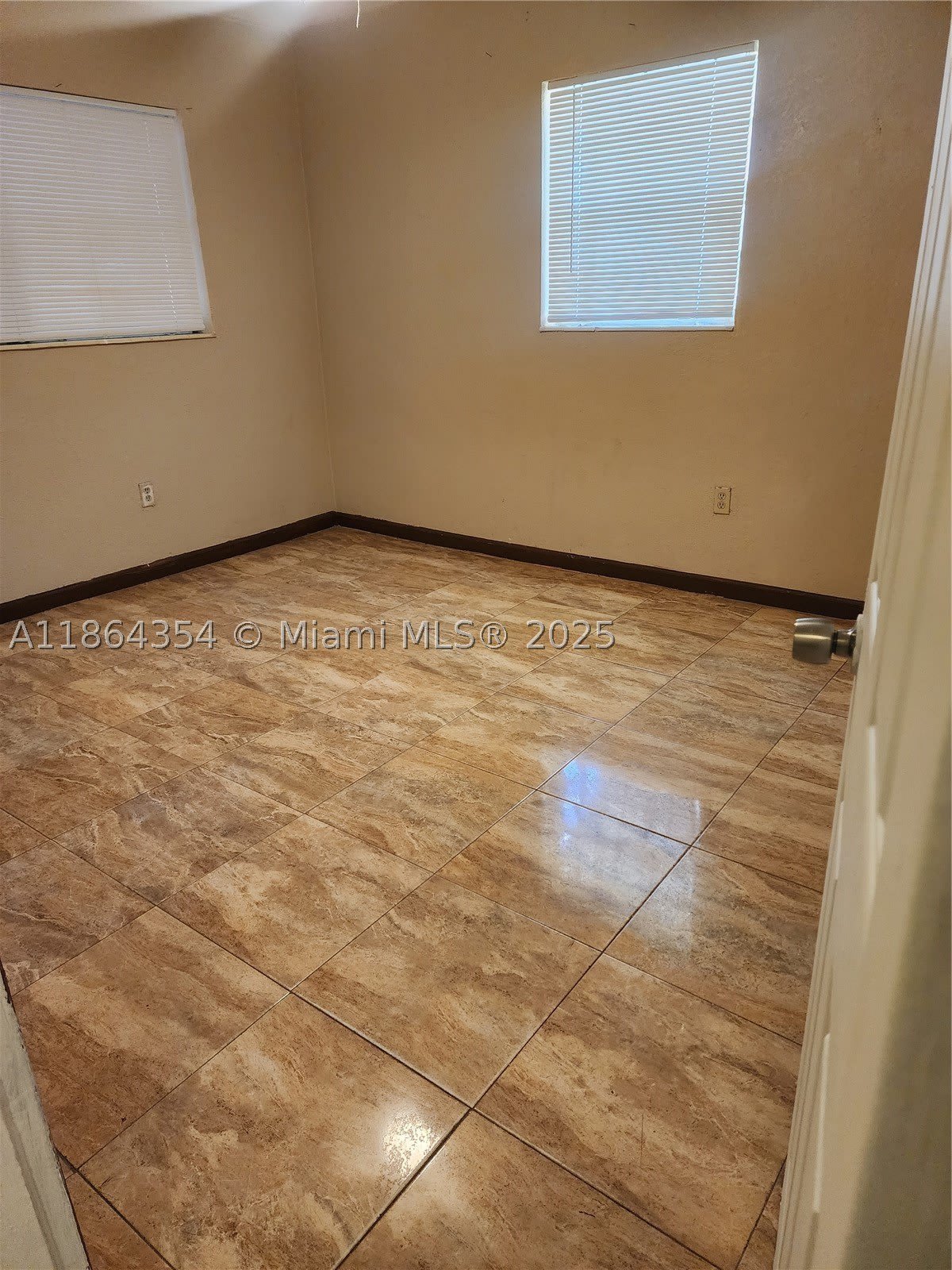 17200 NW 11th Ave – photo 5