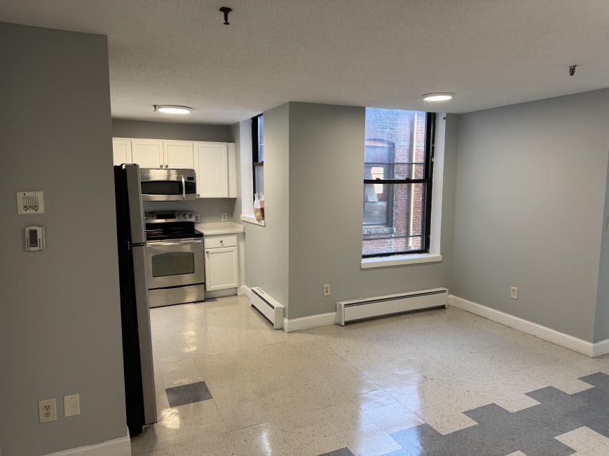 46 Amesbury – photo 2