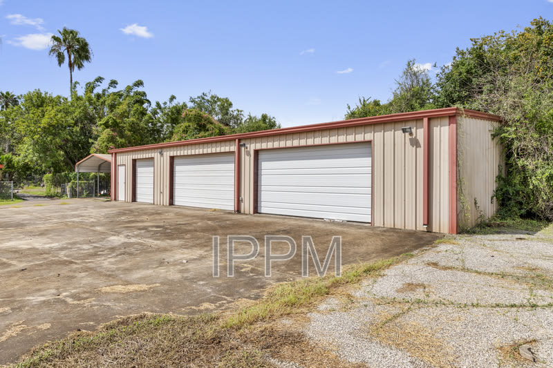16413 Wilson Rd- Outdoor Shop – photo 2