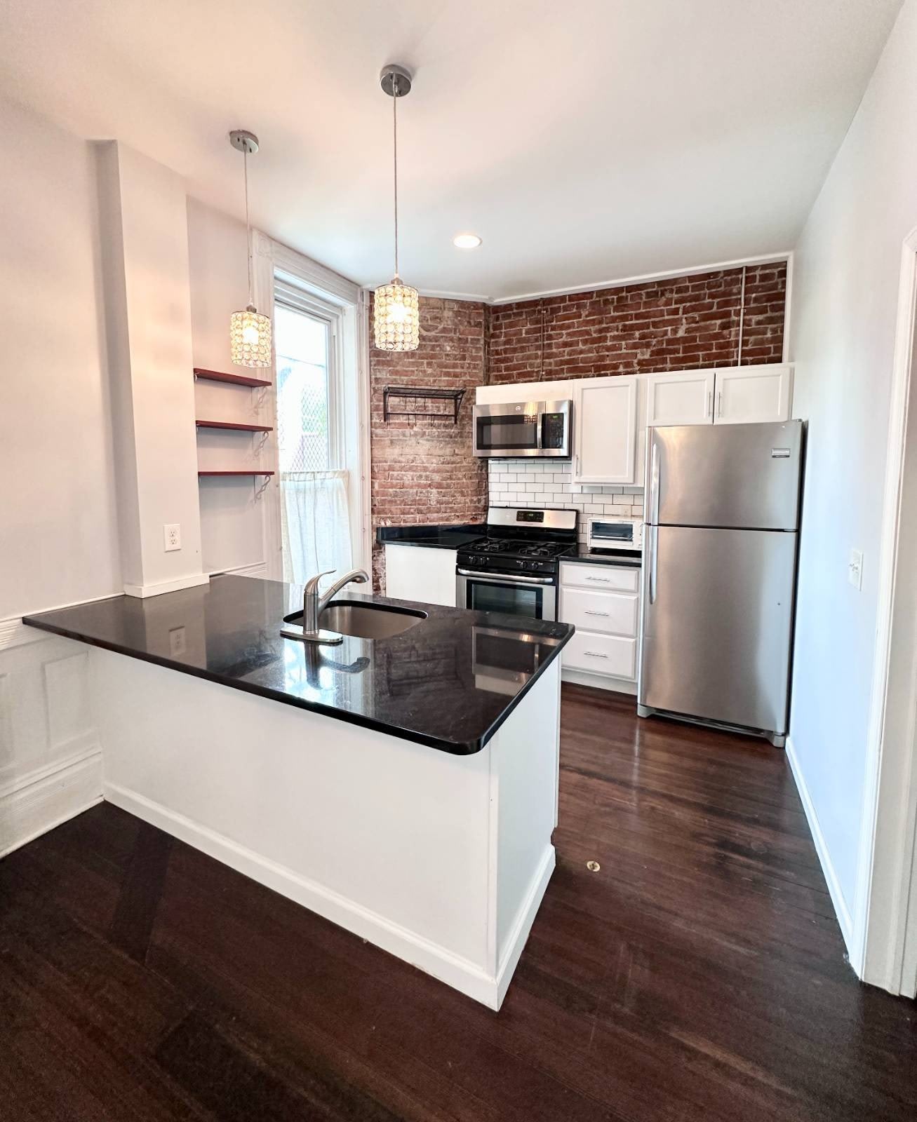 108 4th Street – photo 1