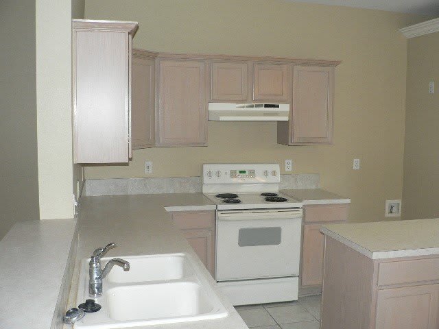 6541 Fenwick Drive – photo 4