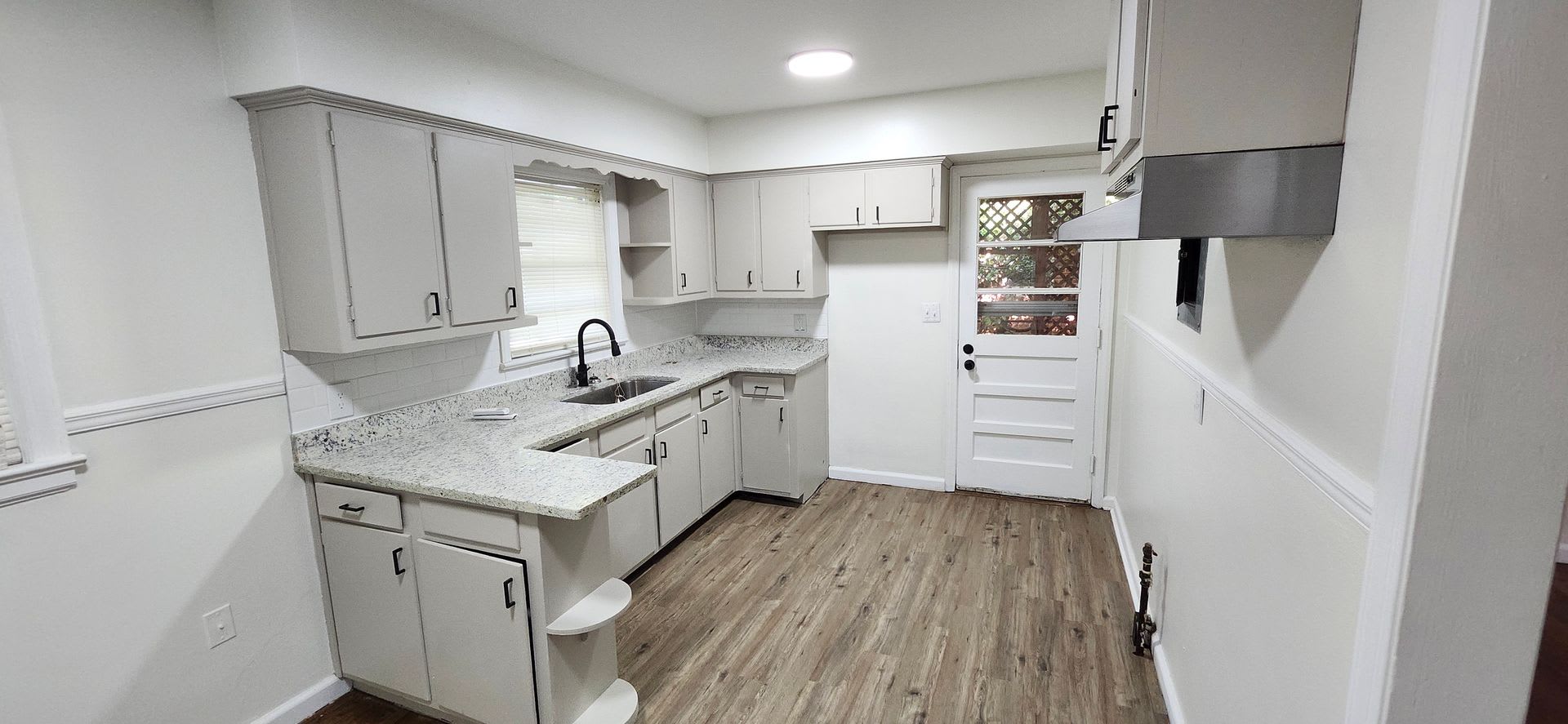 3 bedroom home near base – photo 5