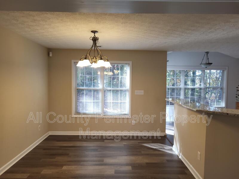 287 Ridgestone Way SW – photo 4