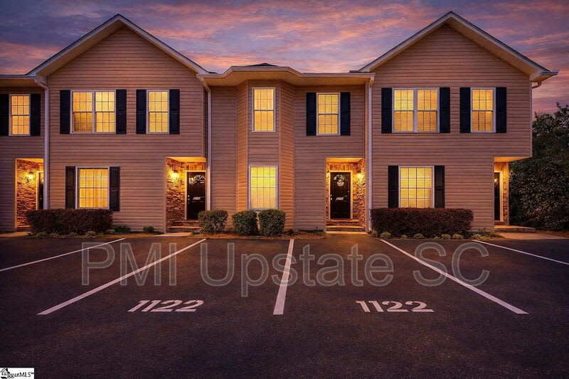 1122 E Lee Rd – photo 3