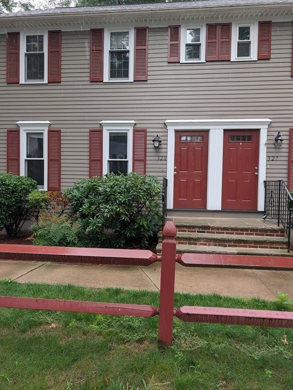 328 Wellman Ave. – photo 1