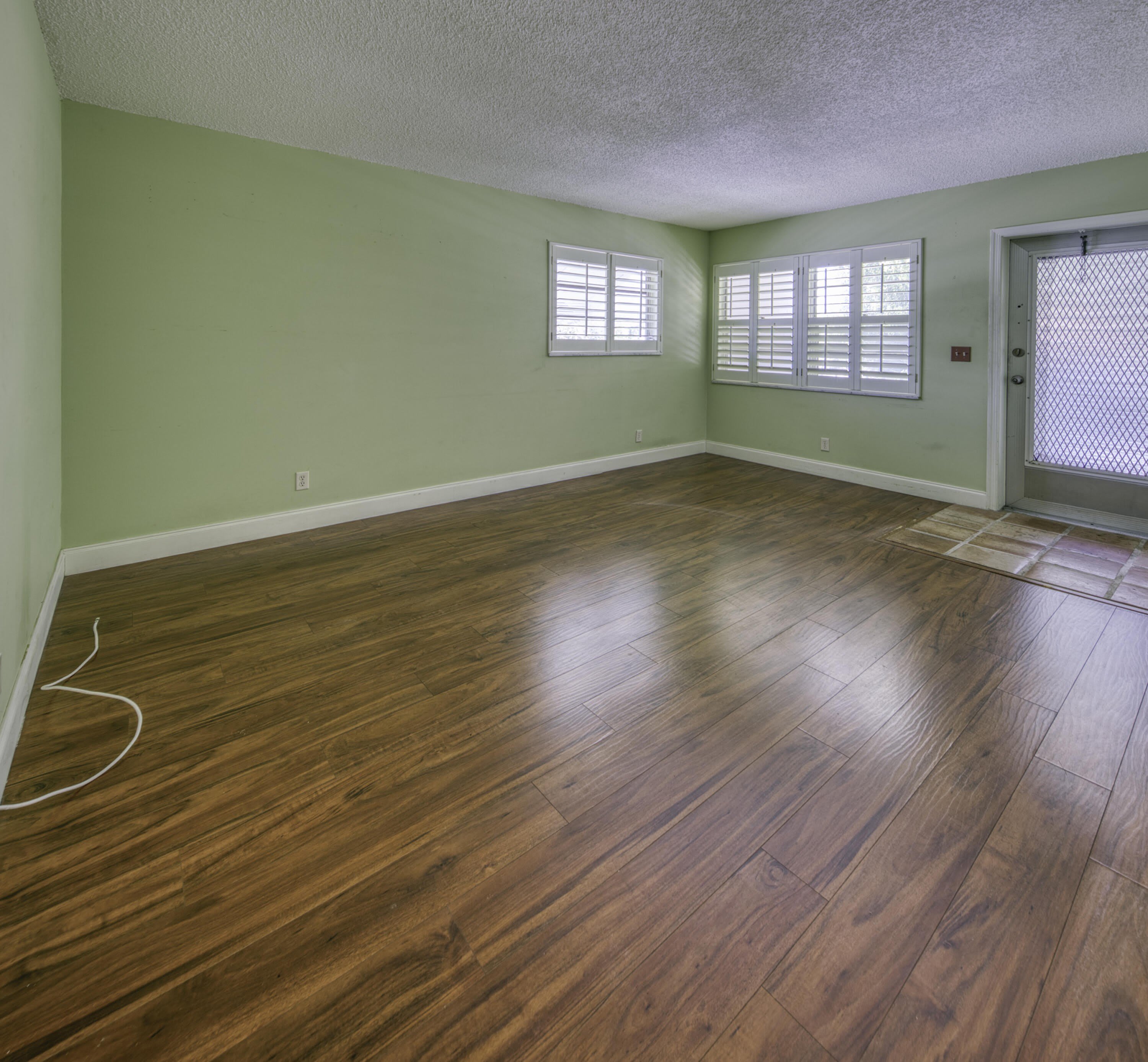 216 N FEDERAL Highway – photo 2