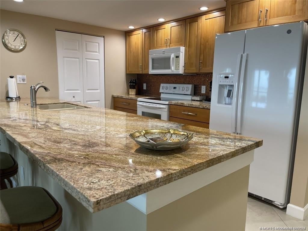 264 NE Edgewater Drive – photo 5