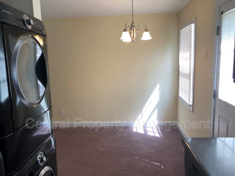 112 Silverbrook Drive – photo 5