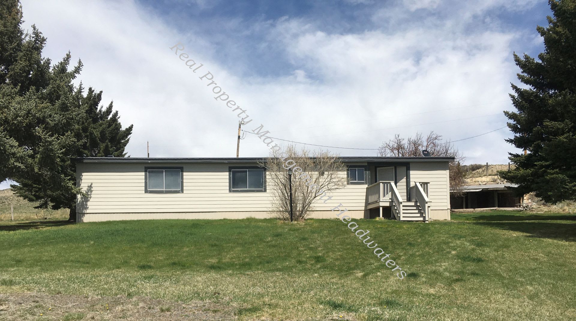 3 Bedroom 2 Bath House for Rent – photo 1