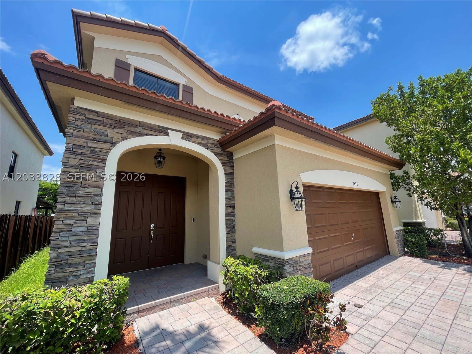 8858 NW 101st Pl – photo 2