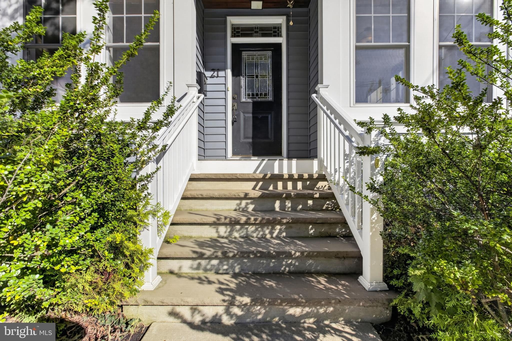 21 E Redman Avenue – photo 5