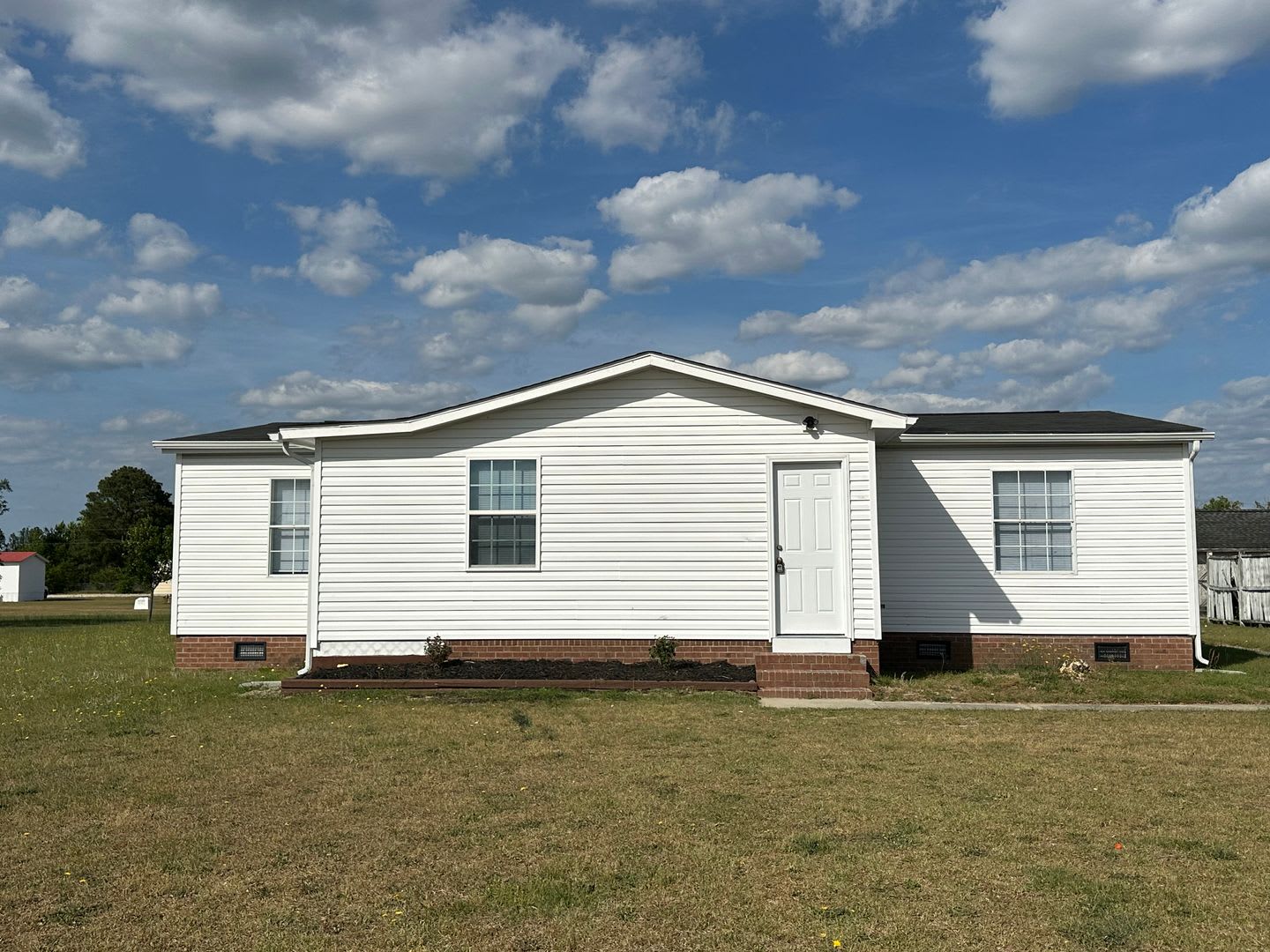 Country Living 3 Bedroom, 2 Bath Home in Stedman. – photo 1
