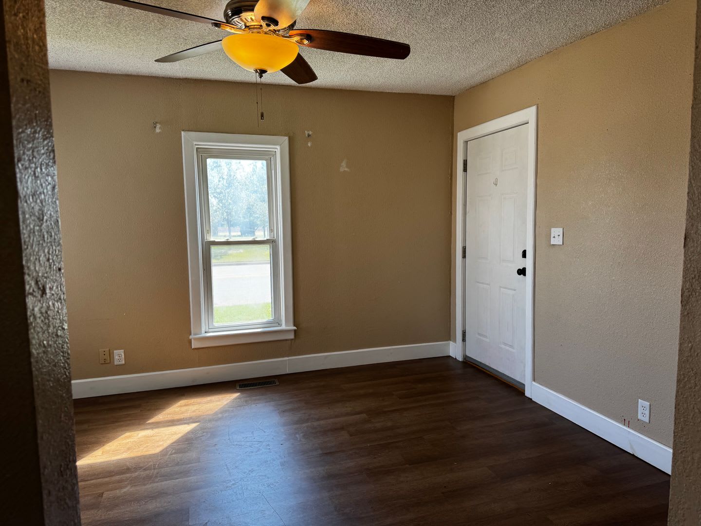 209 S Grice – photo 5