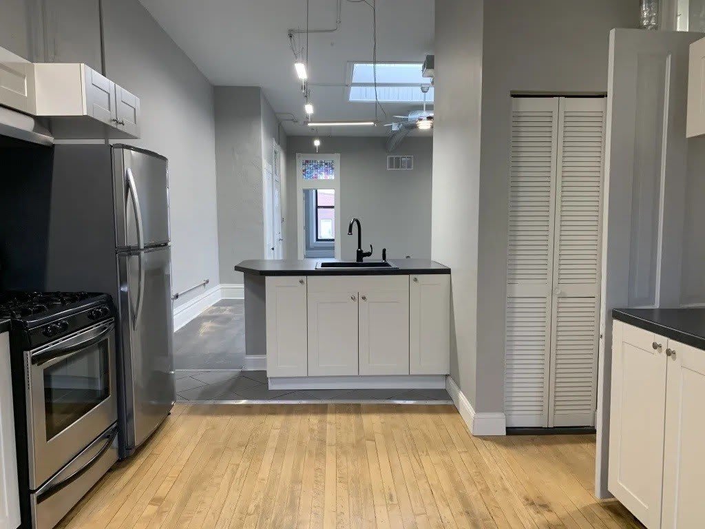 8 N State Street – photo 5