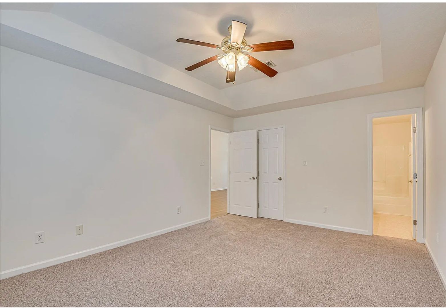 Updated 2 Br 2 Ba Townhome – photo 5
