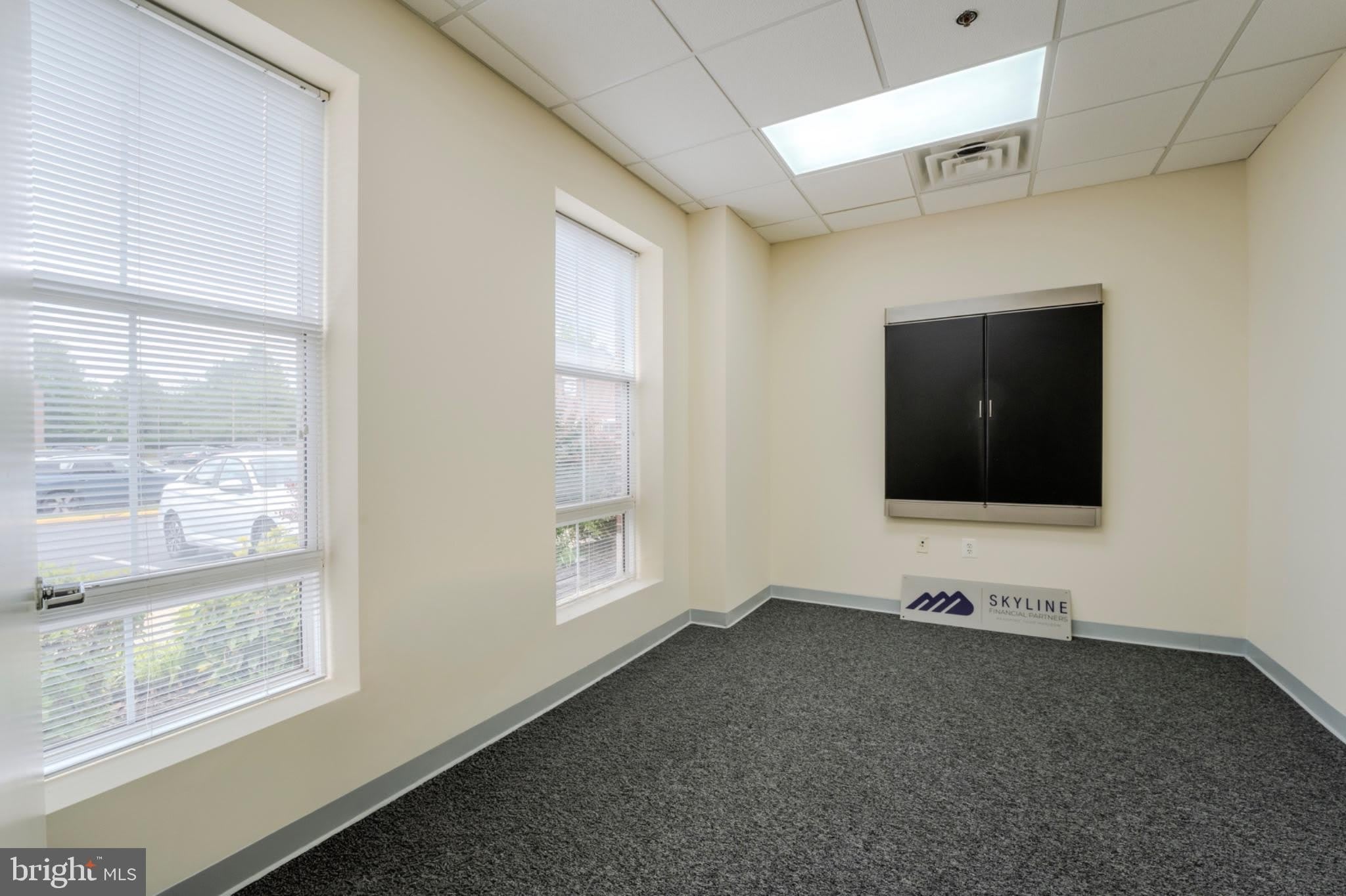 21155 WHITFIELD Place – photo 5