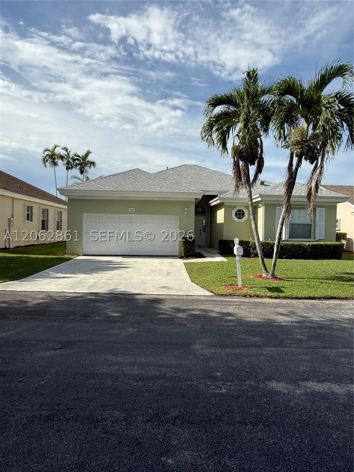 2435 SE 7th Pl – photo 3