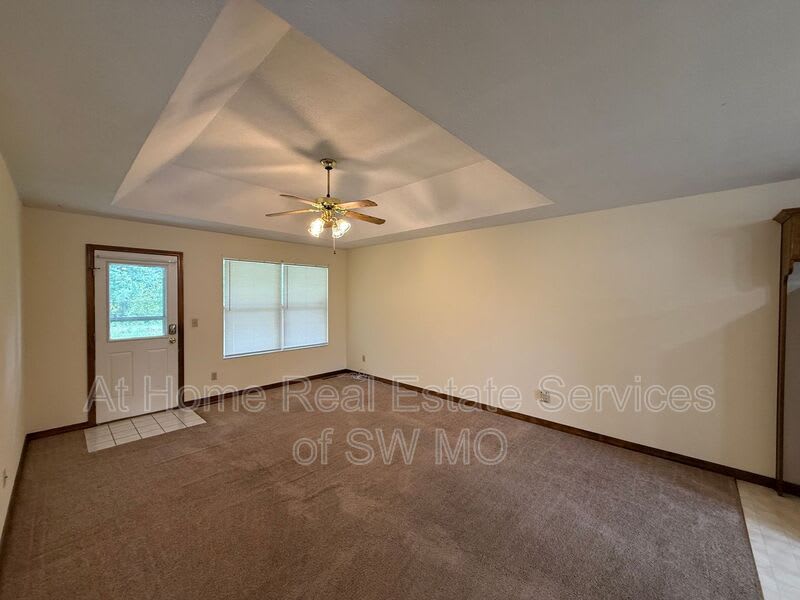 722 Mclean Ct – photo 3