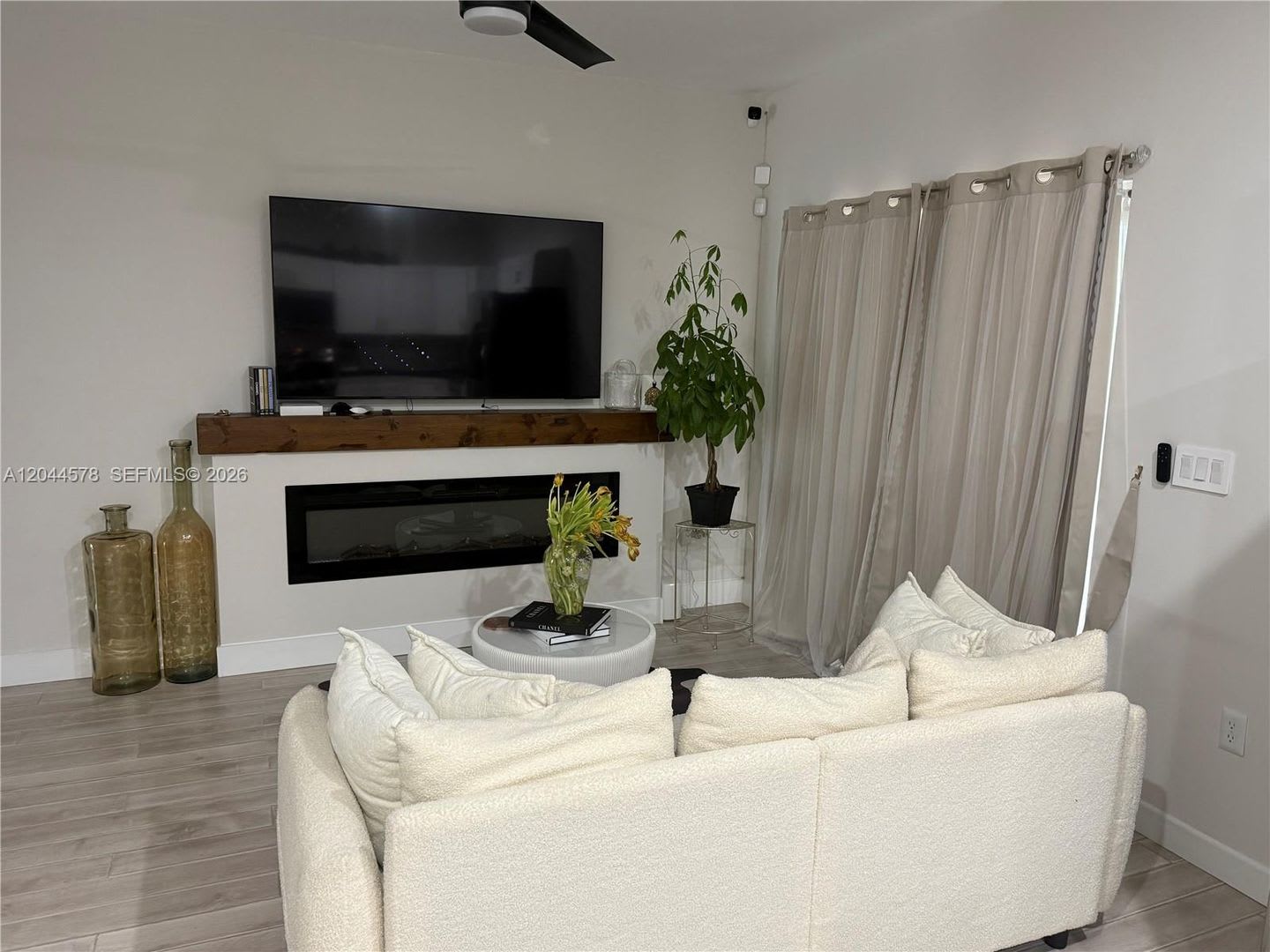 1035 Nw 2Nd Avenue Fort Lauderdale Fl 33311 6229 – photo 3