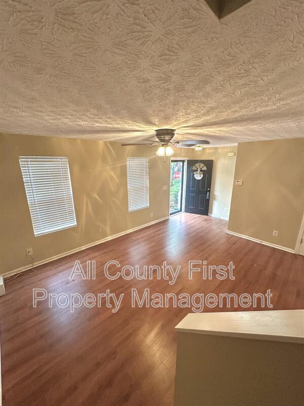 5867 Strathmoor Manor Cir – photo 5