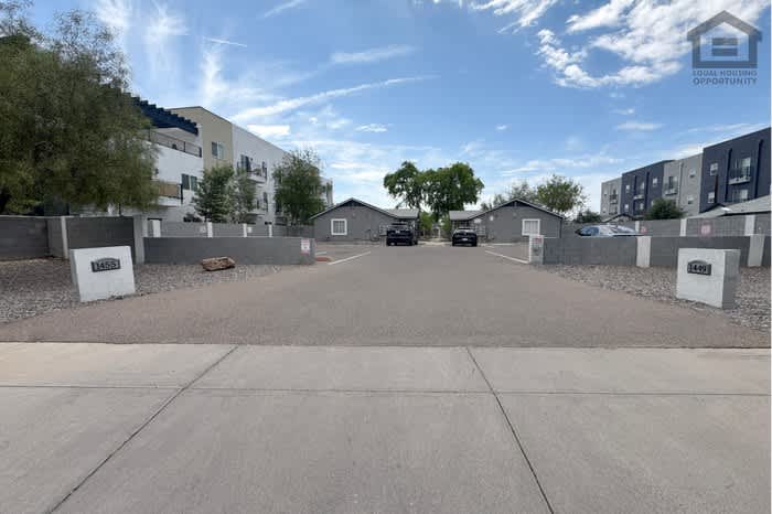 1455 East Taylor Street – photo 3