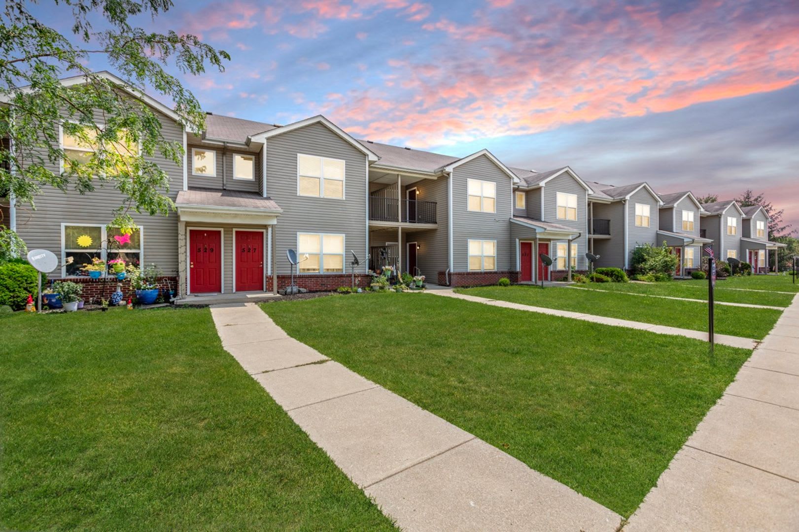 Conveniently Located on 32 in Crawfordsville******Large 2 Bedroom******Comfortable Living – photo 4