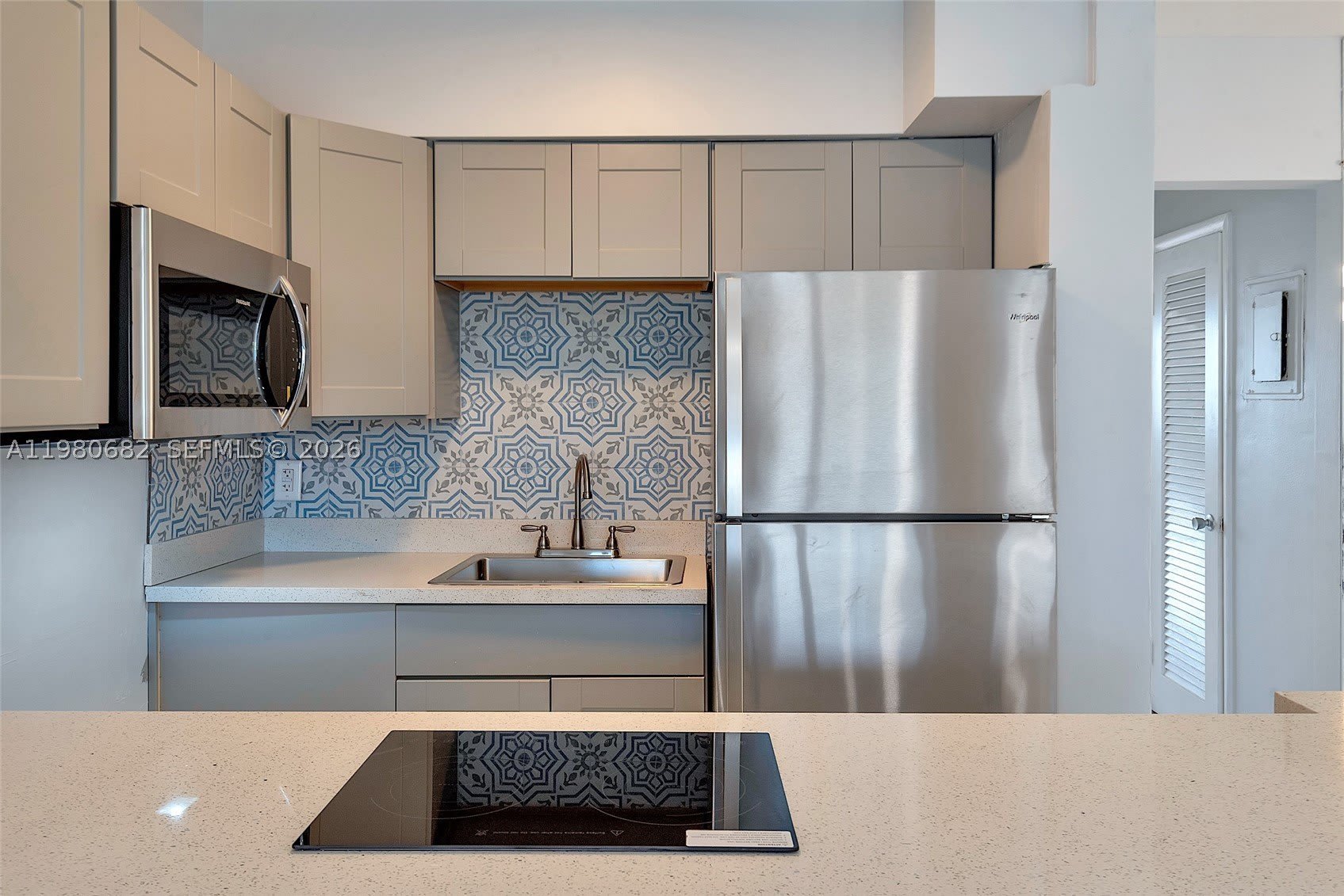 820 Sw 11Th Ave – photo 5