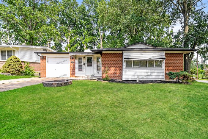 1590 Bay Meadows Drive – photo 1