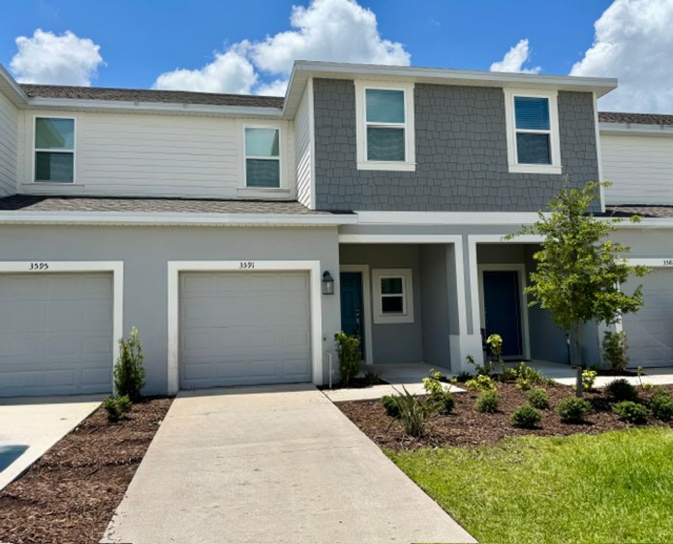 Modern 3 Bed / 2.5 Bath Townhome – Move-In Ready – photo 1