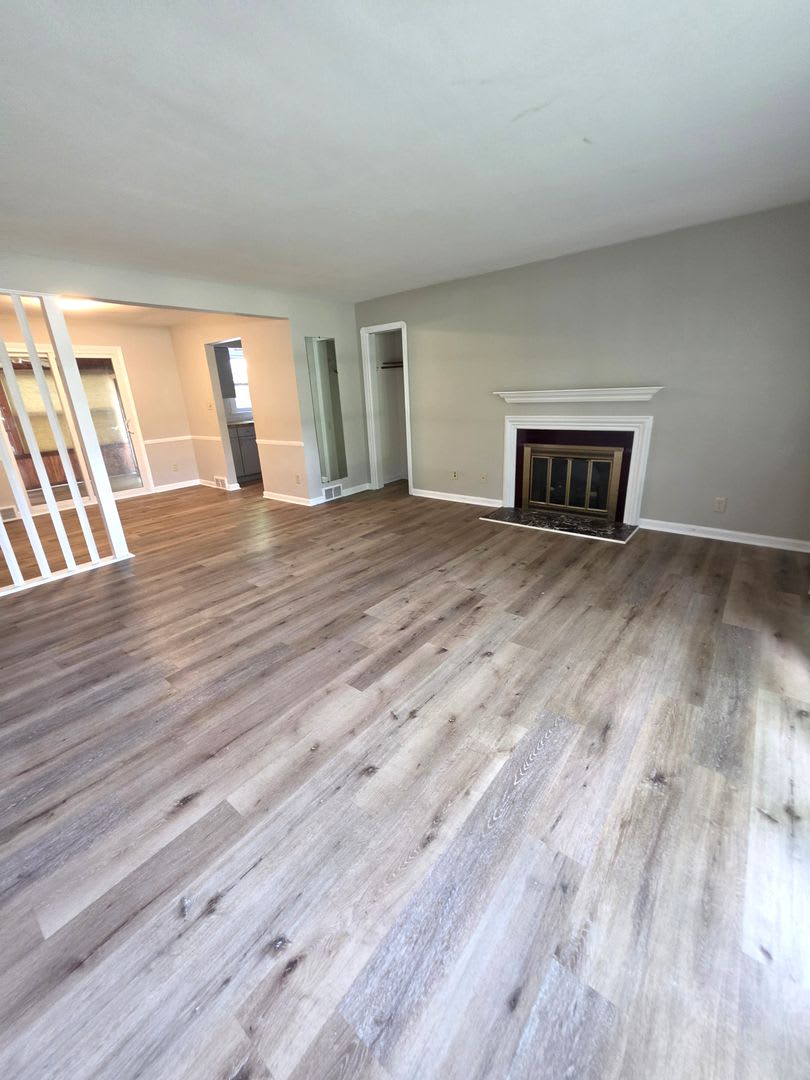 Charming 3-Bedroom Home in Fairview Park – photo 5