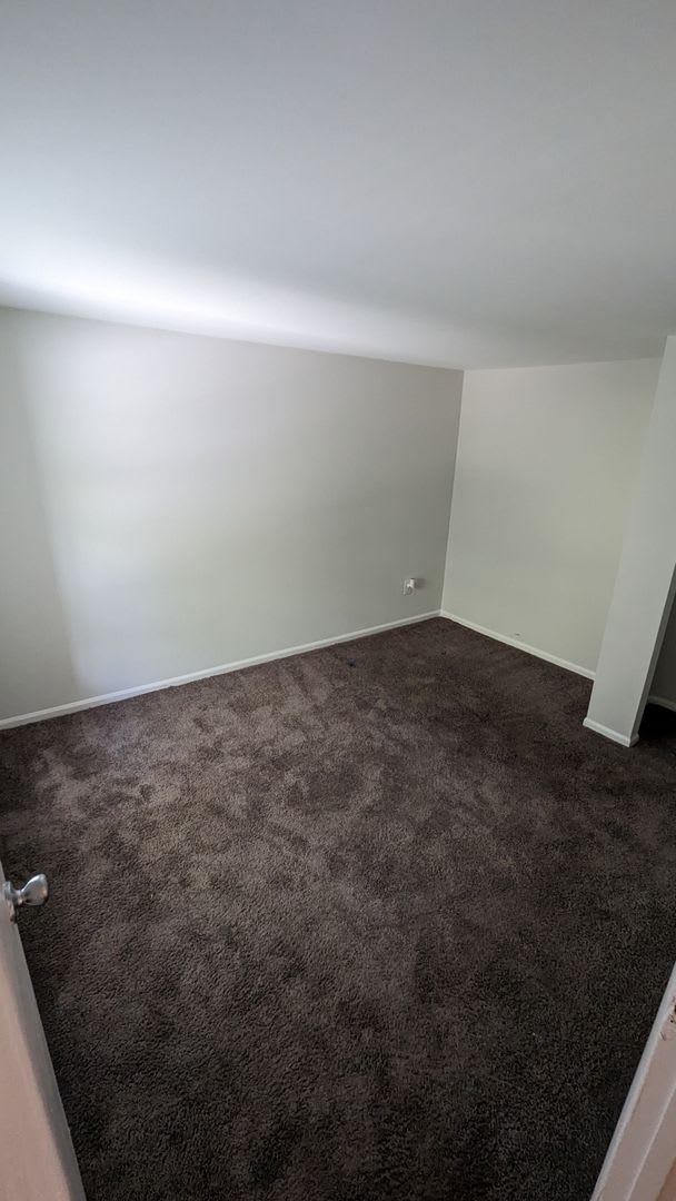 3 Bedroom Apartment With Multiple Floor Living – photo 4